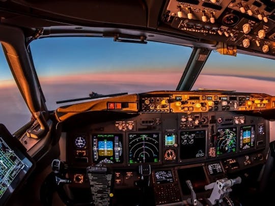 Esperienza di volo di 120 minuti nel simulatore di volo Boeing B747 di Colonia