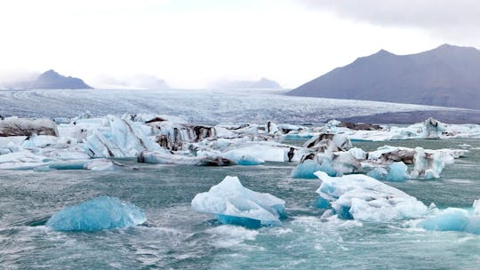 Gletsjermeer Jökulsárlón en Diamond Beach