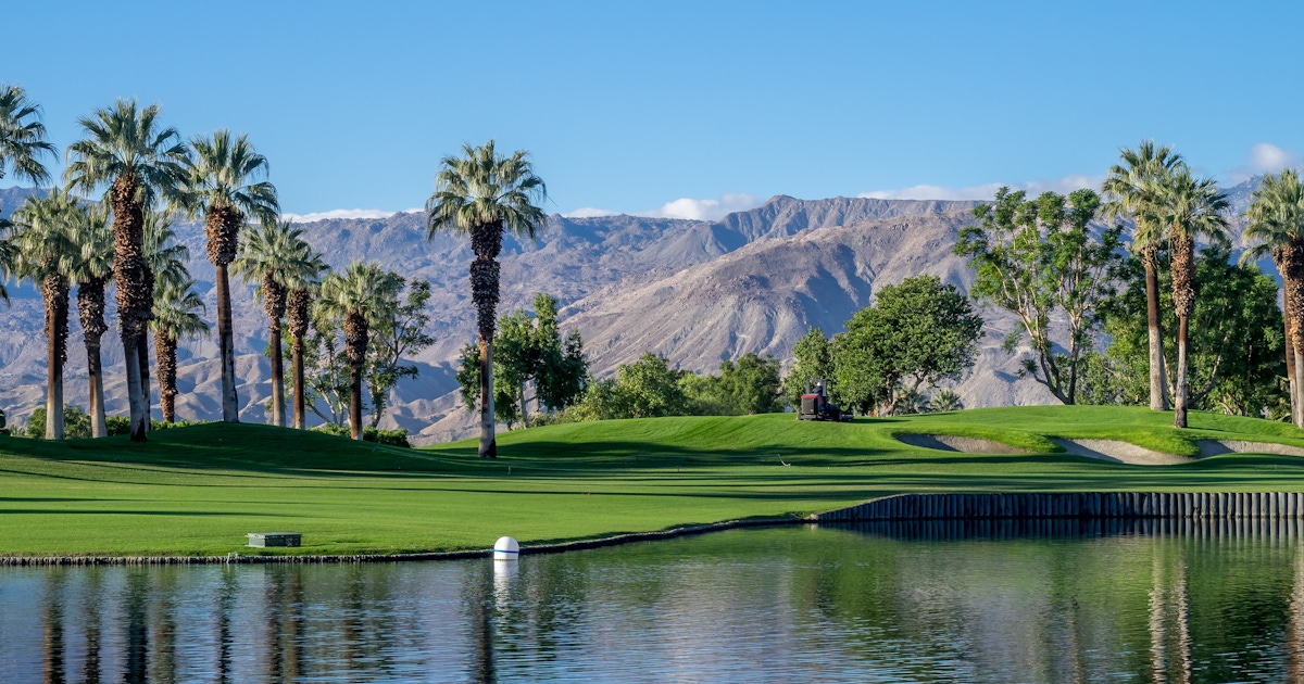 Palm Springs California Quirky Desert Glam + 2 Easy Self-Guided Tours Palm Springs California Quirky Desert Glam + 2 Easy Self-Guided Tours