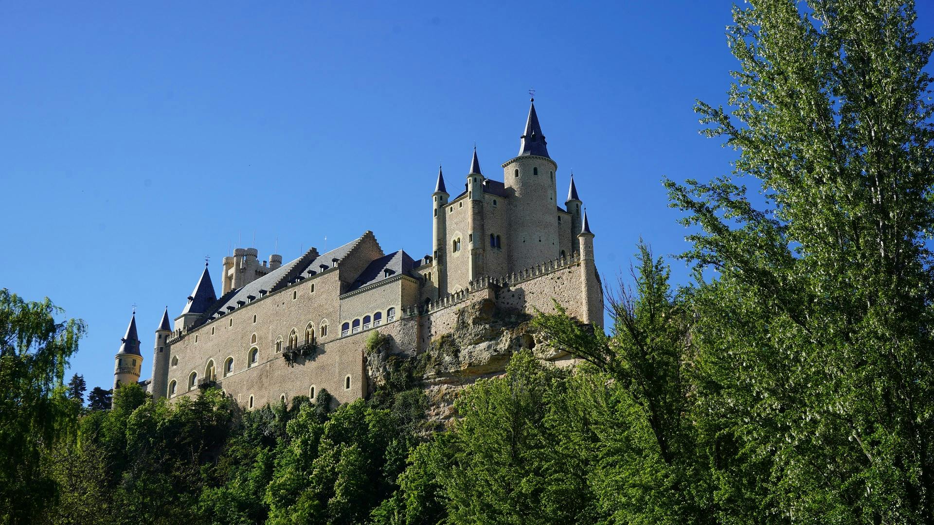 Full day tour to Toledo and Segovia from Madrid Musement