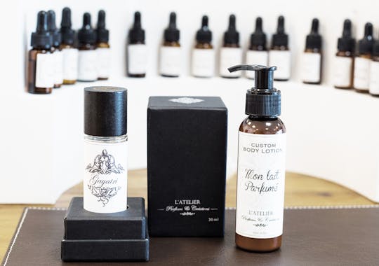 Crie o seu próprio perfume balinês
