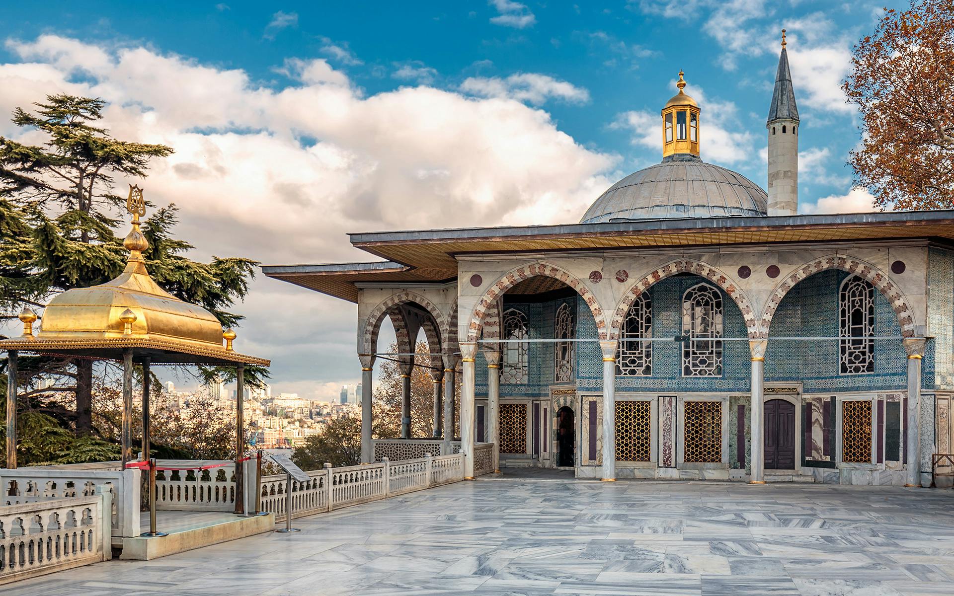 Visita guiada e entrada preferencial para o Palácio de Topkapi e o Harém