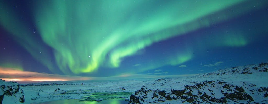 Bagni geotermici e tour serale dell'aurora boreale