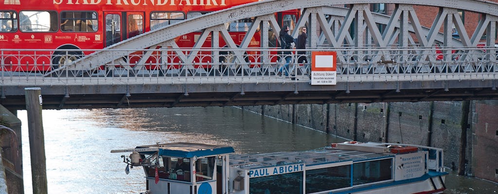 Hop-on hop-off bus tour en rondvaart door de haven in Hamburg