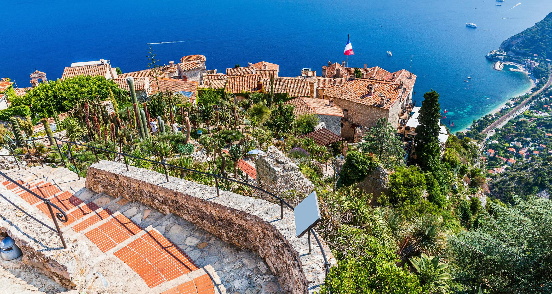 Monaco and Perched Medieval Villages shared trip from Nice