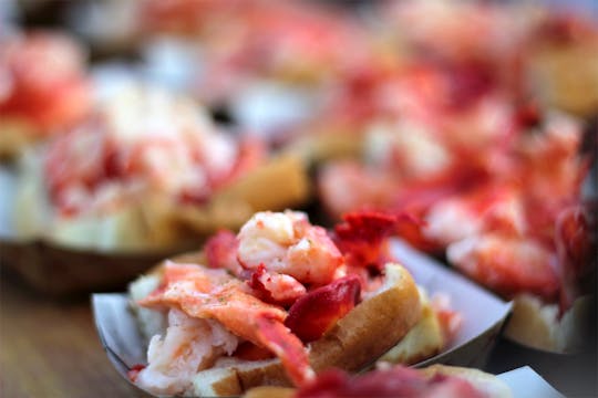 Lobster and beer lovers sail aboard Clipper City