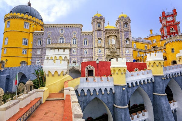 Tour privato di Sintra e Cascais con pranzo da Lisbona