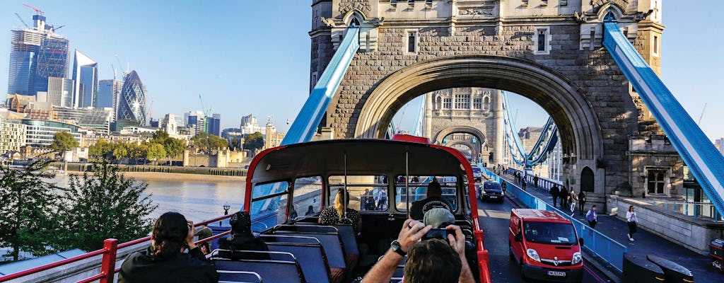 Wycieczka autobusowa London Eye w stylu vintage i lot VIP London Eye