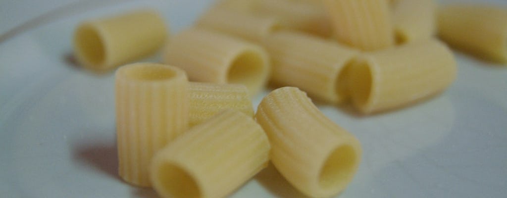 Zelfgemaakte pasta kookles en culinaire ervaring
