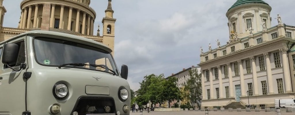 Wycieczka po Poczdamie sowieckim minibusem