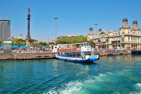 Las Golondrinas em Barcelona Bilhetes de barco de 60 minutos