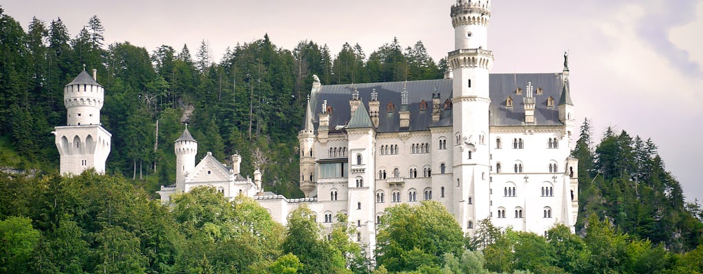 VIP-tour naar Slot Linderhof en Kasteel Neuschwanstein vanuit München