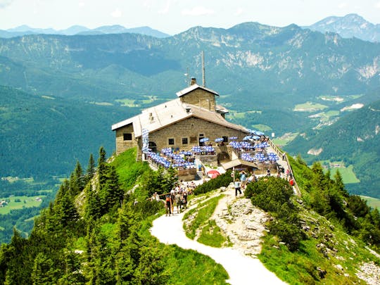 Città di Berchtesgaden, montagne e gita di un giorno al Nido dell'Aquila da Monaco