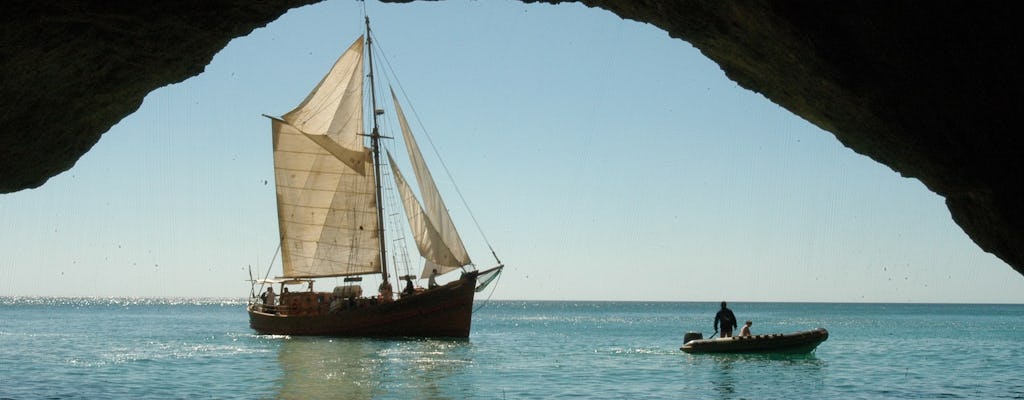 Croisière BBQ sur Leãozinho au départ d'Albufeira