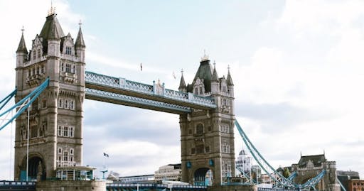 Tower bridge.jpg