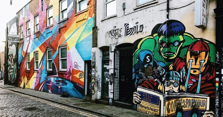 London's East End street art guided walking tour