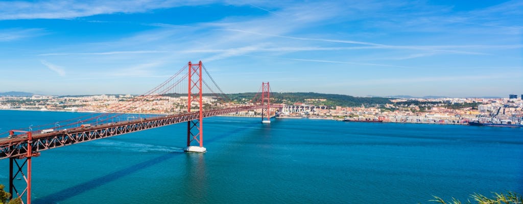 Passeio de barco hop-on hop-off em Lisboa