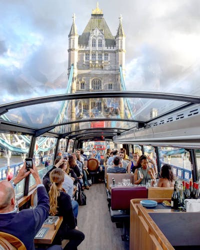 Luxury 6 course dinner tour with wine pairing in London