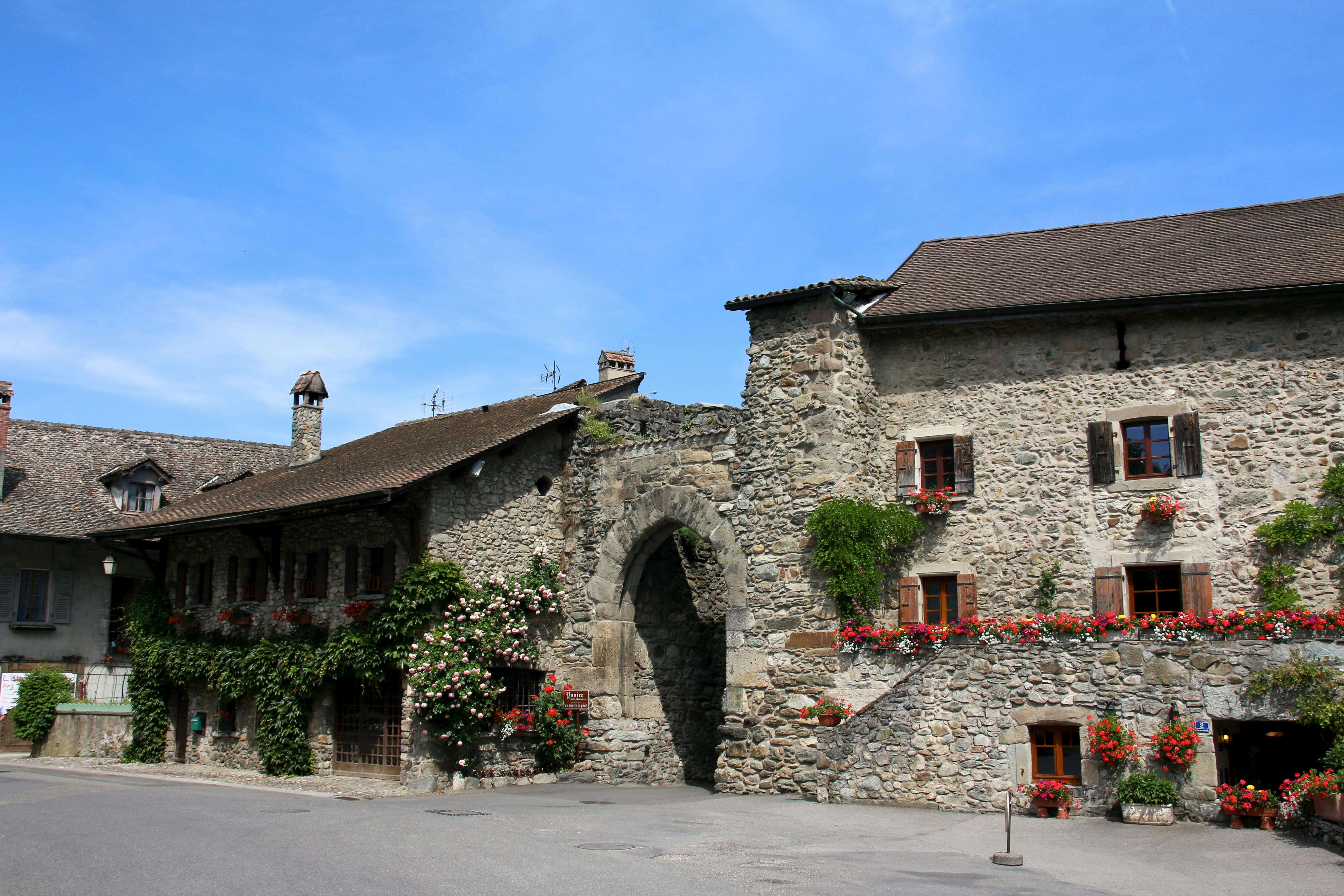 Ausflug nach Chamonix und Yvoire mit Seilbahn zur Aiguille du Midi von Genf