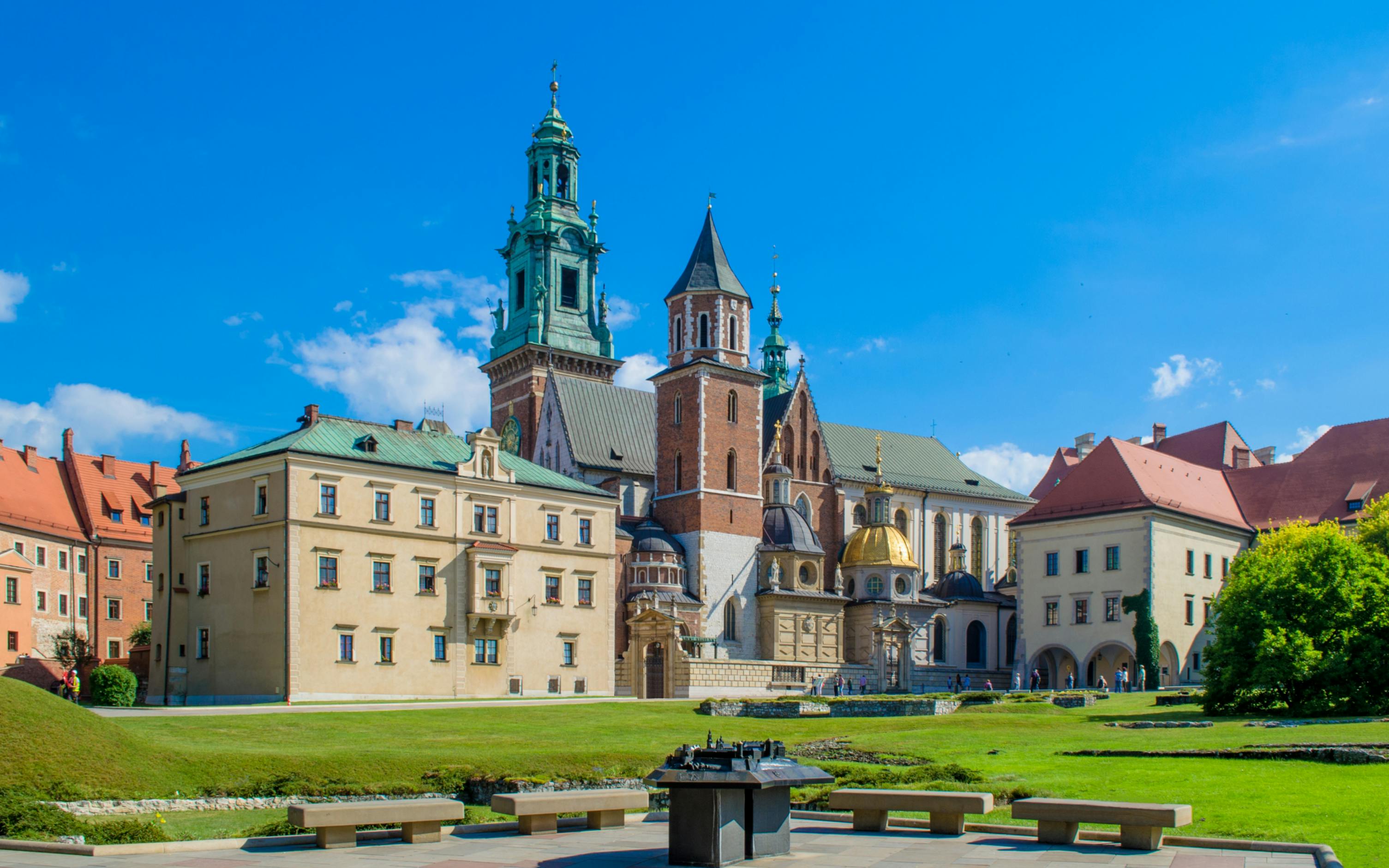 Wawel Castle guided tour discover the history and secrets of Polish monarchy