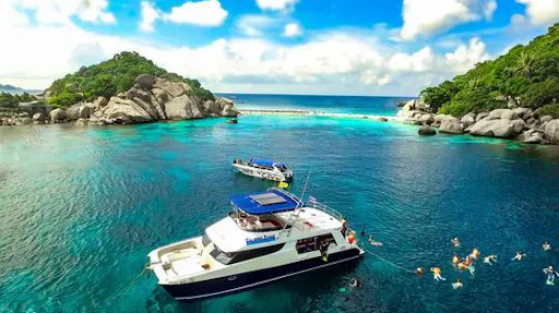 Koh Tao Szybkim Katamaranem