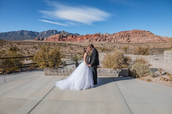 Paquete de bodas Red Rock Canyon con limusina de Las Vegas