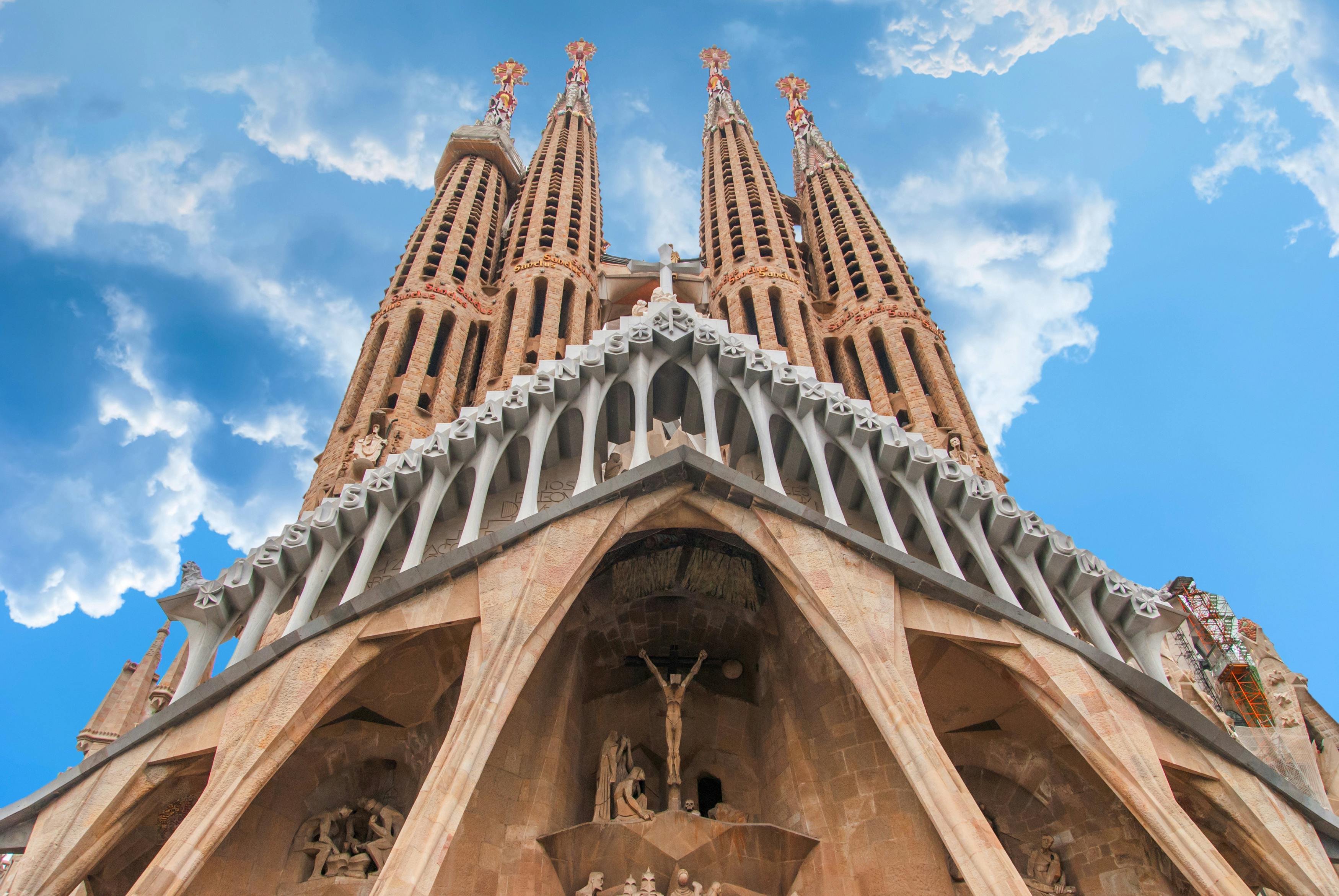 Sagrada Familia fast-track tickets and guided tour