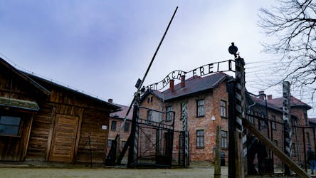 Tour do Museu de Auschwitz-Birkenau saindo de Cracóvia com transporte particular