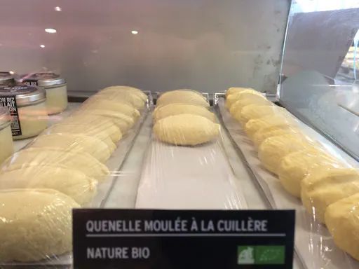 HALLES PAUL BOCUSE 6.jpg