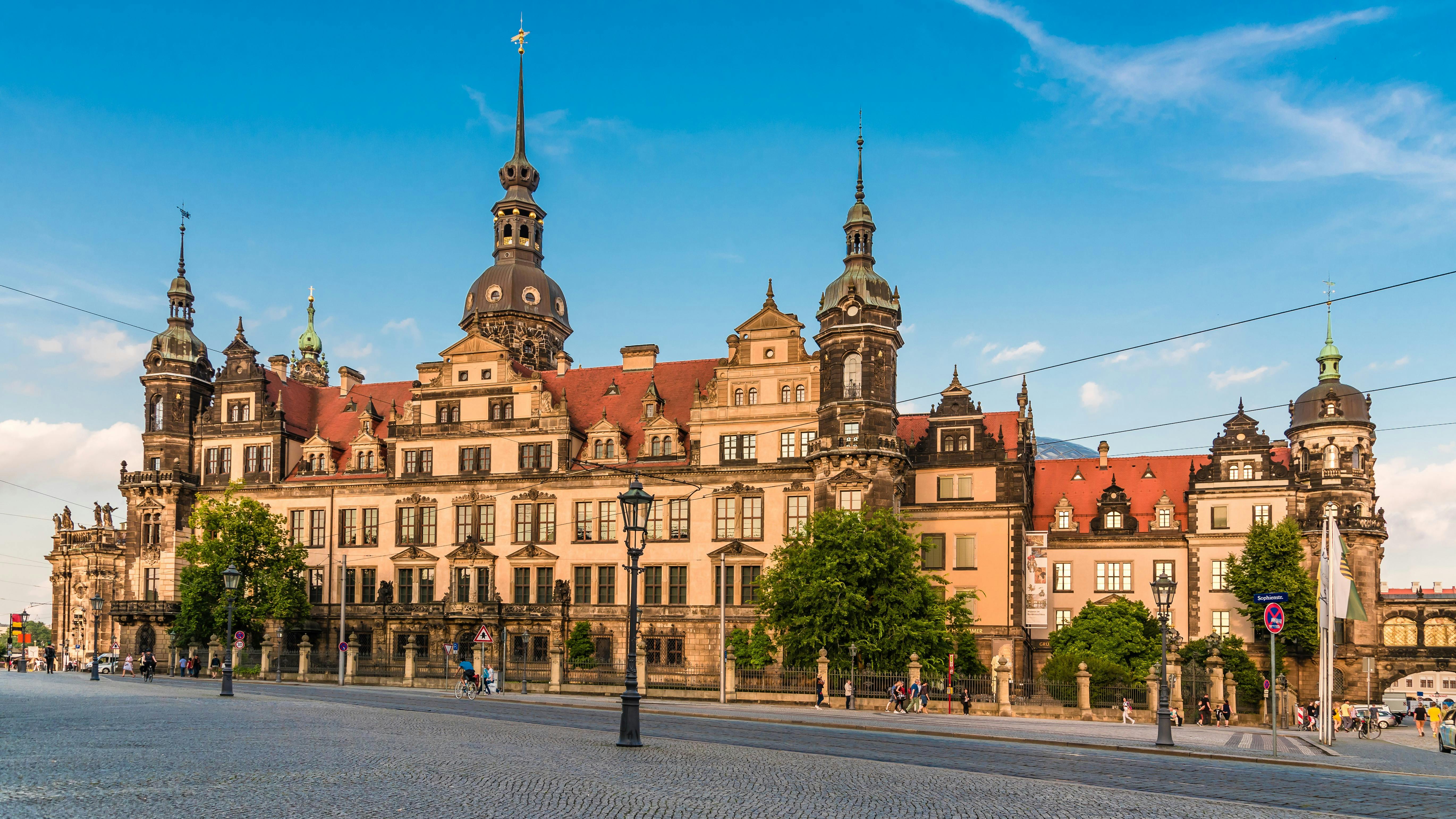 Visita guiada pelo Palácio residencial de Dresden com a nova abóboda verde