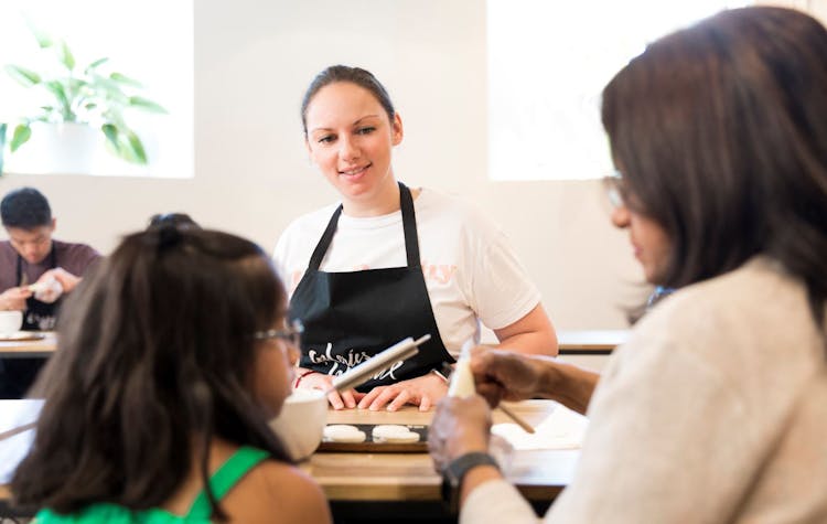 French macaron bakery class with kids