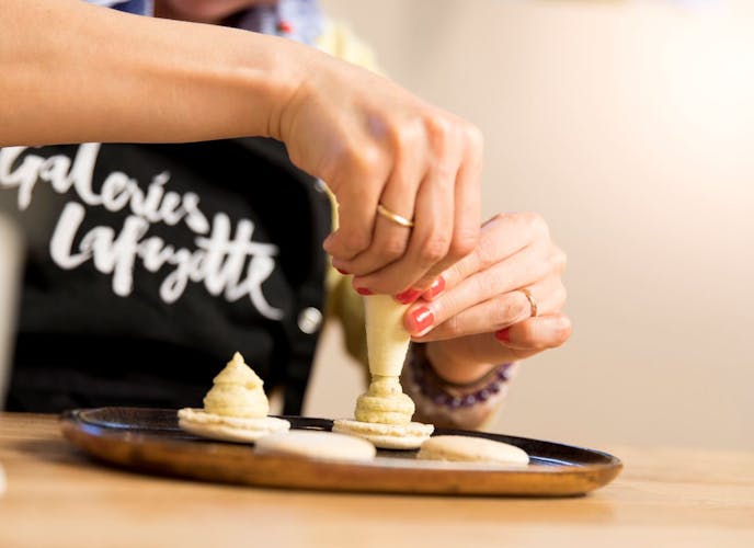 French macaron bakery class with kids