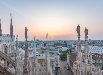 Evening tour on the Rooftops with aperitivo Evening tour on the Rooftops with aperitivo