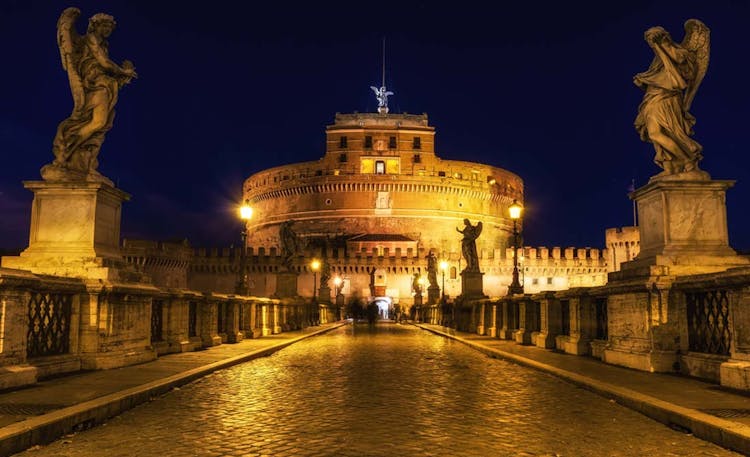 Rome by night private tour with aperitivo