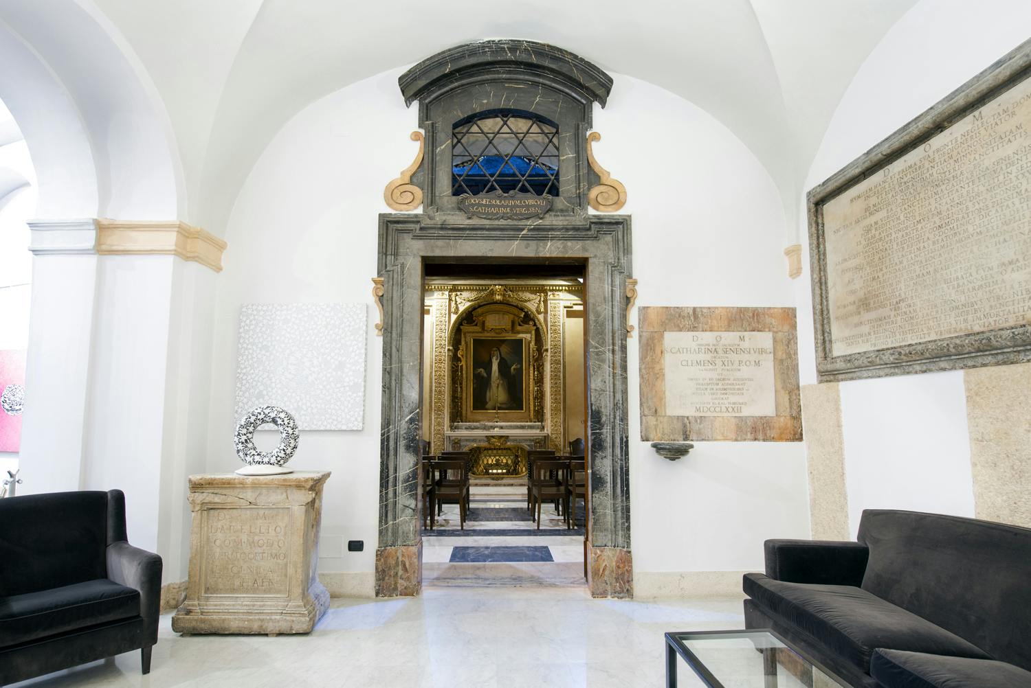Palazzo Santa Chiara FOYER--CAPPELLA FdS 15.jpg