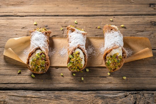 Lezione di cucina e degustazione presso la casa di una Cesarina a Palermo