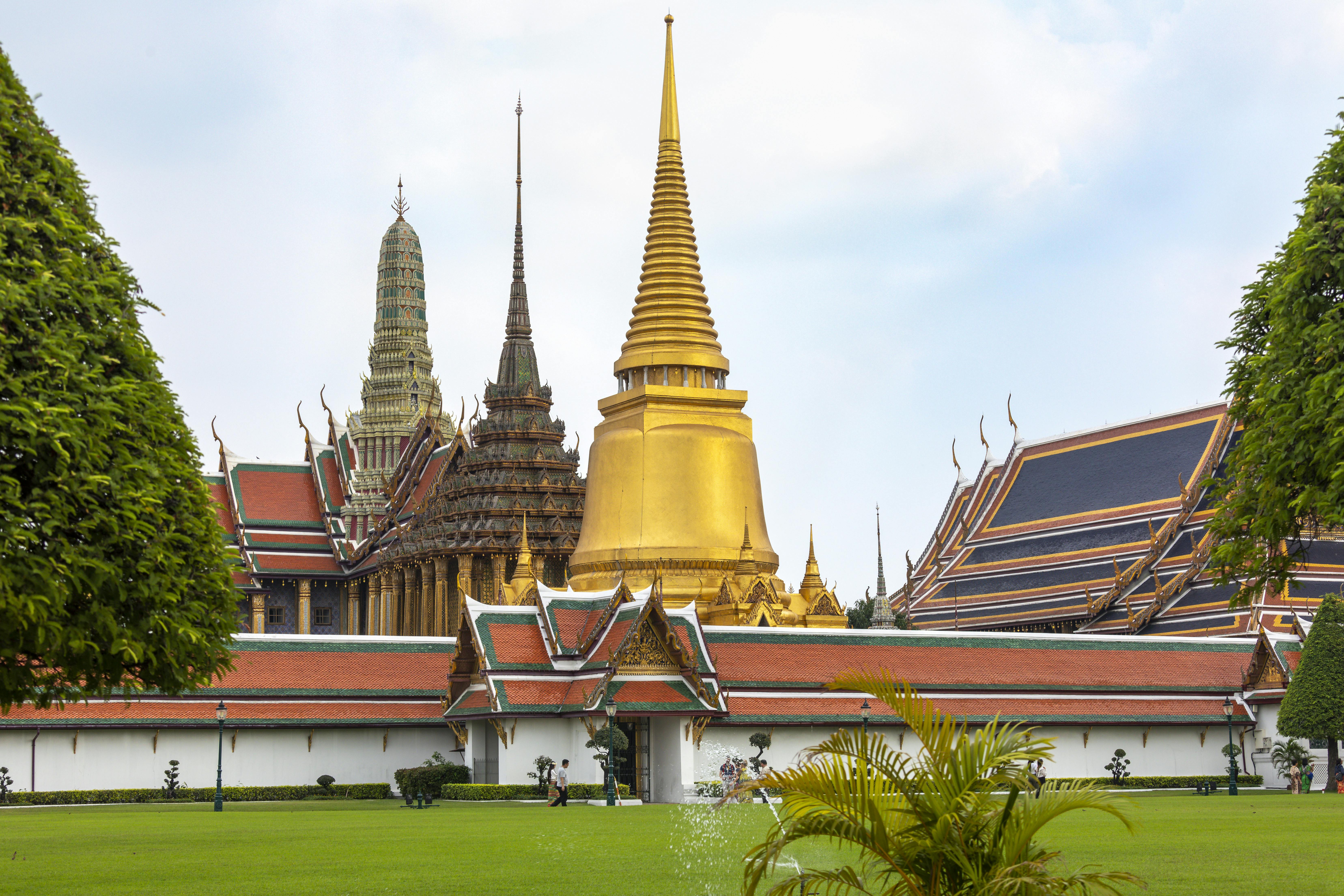 Half Day Grand Palace and Temples