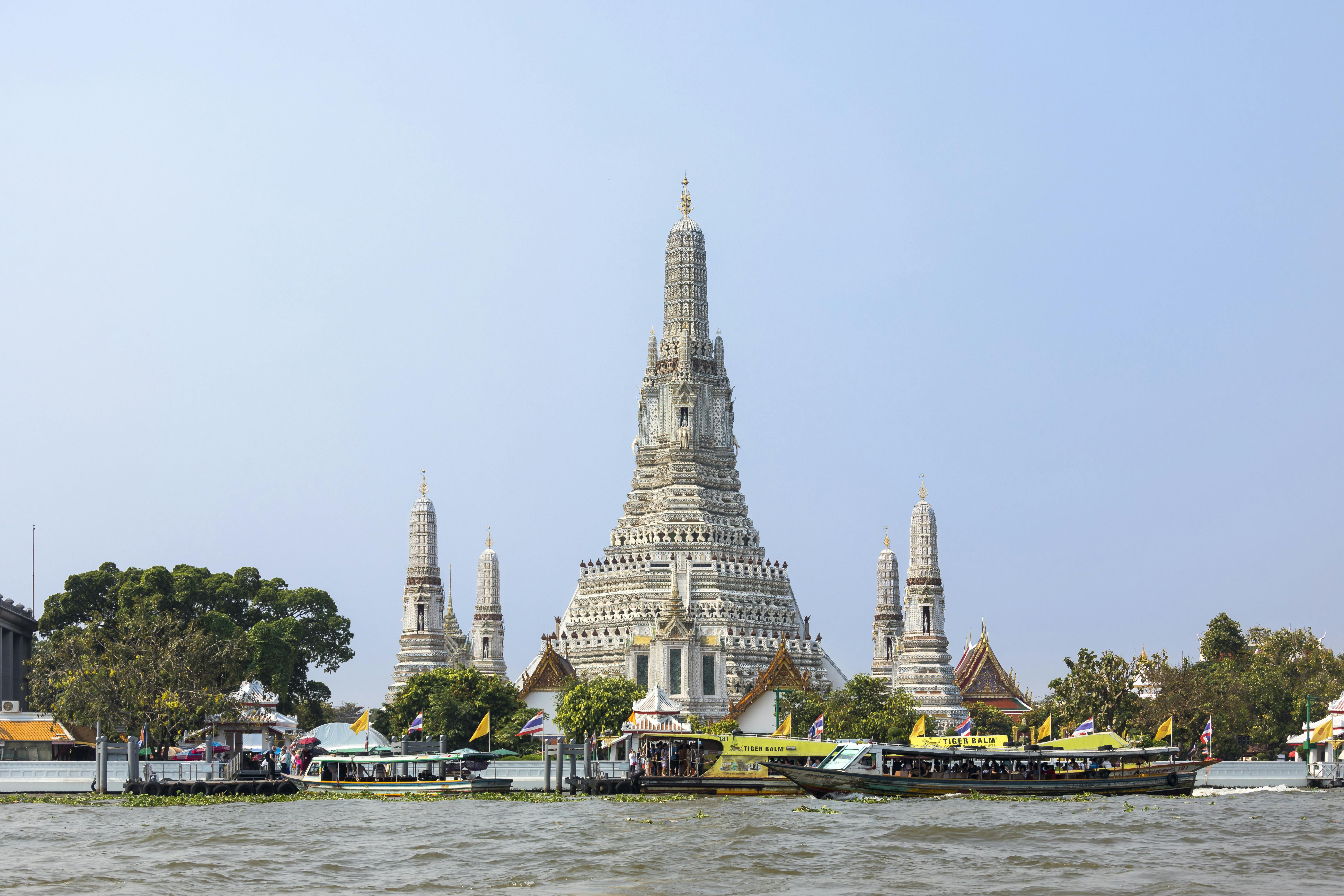 Demi-journée de visite des canaux et du Wat Arun