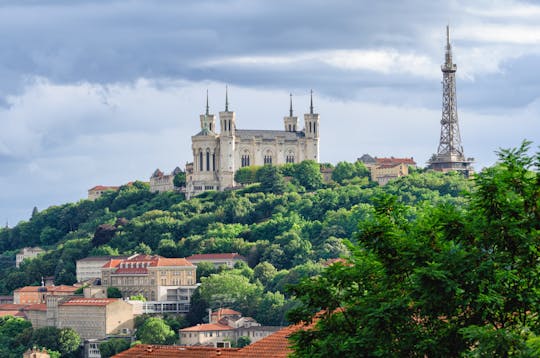 Private guided hike for 1 or 2 people on the Fourvière hill