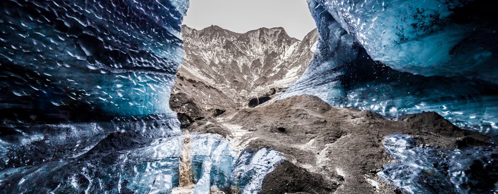 Visite guidée de la grotte de glace Katla dans une super jeep de Vik