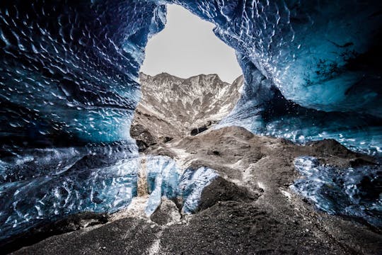 Visita guiada à caverna de gelo Katla em um super jipe de Vik