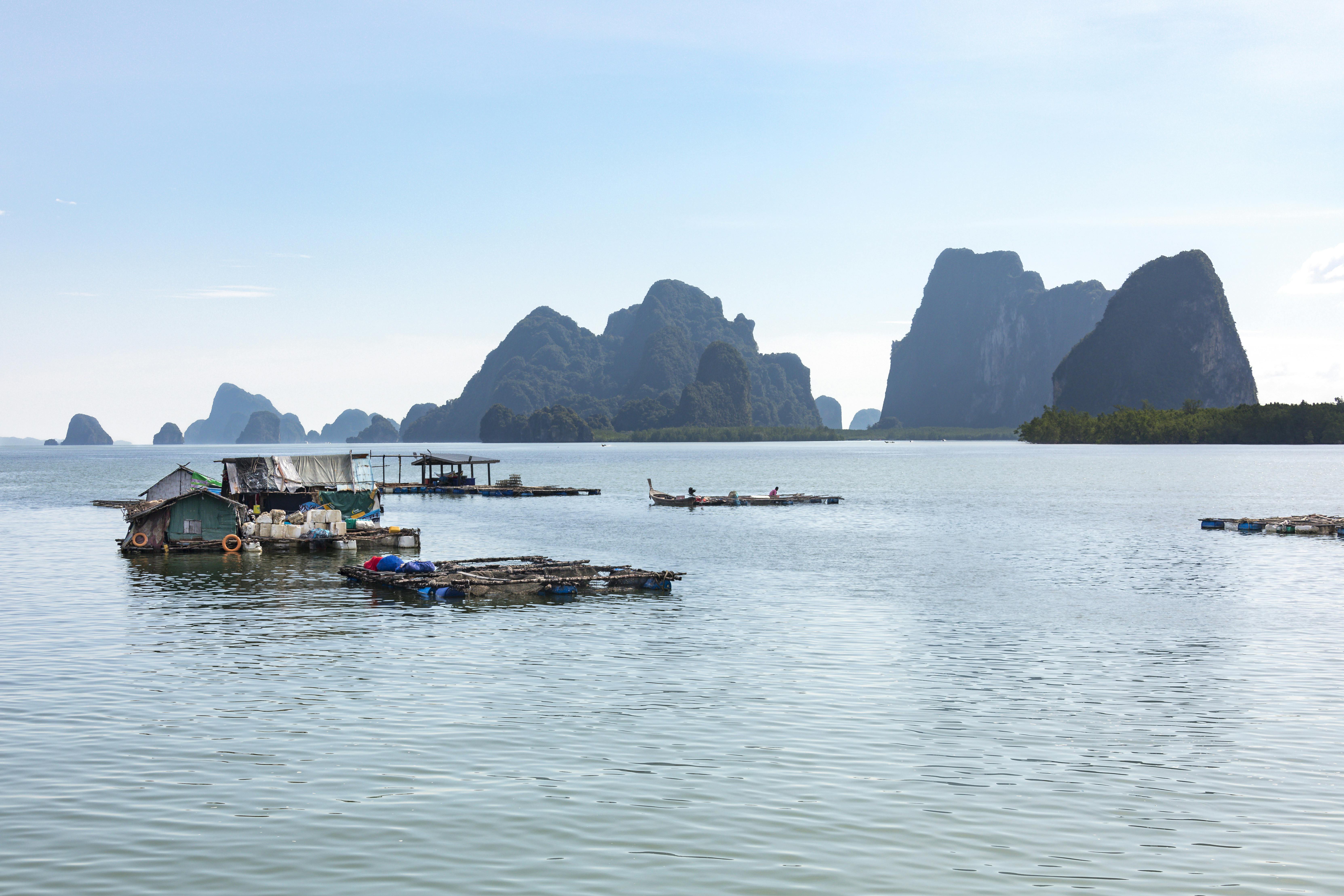 Öluffning och kanot i Phang Nga-bukten