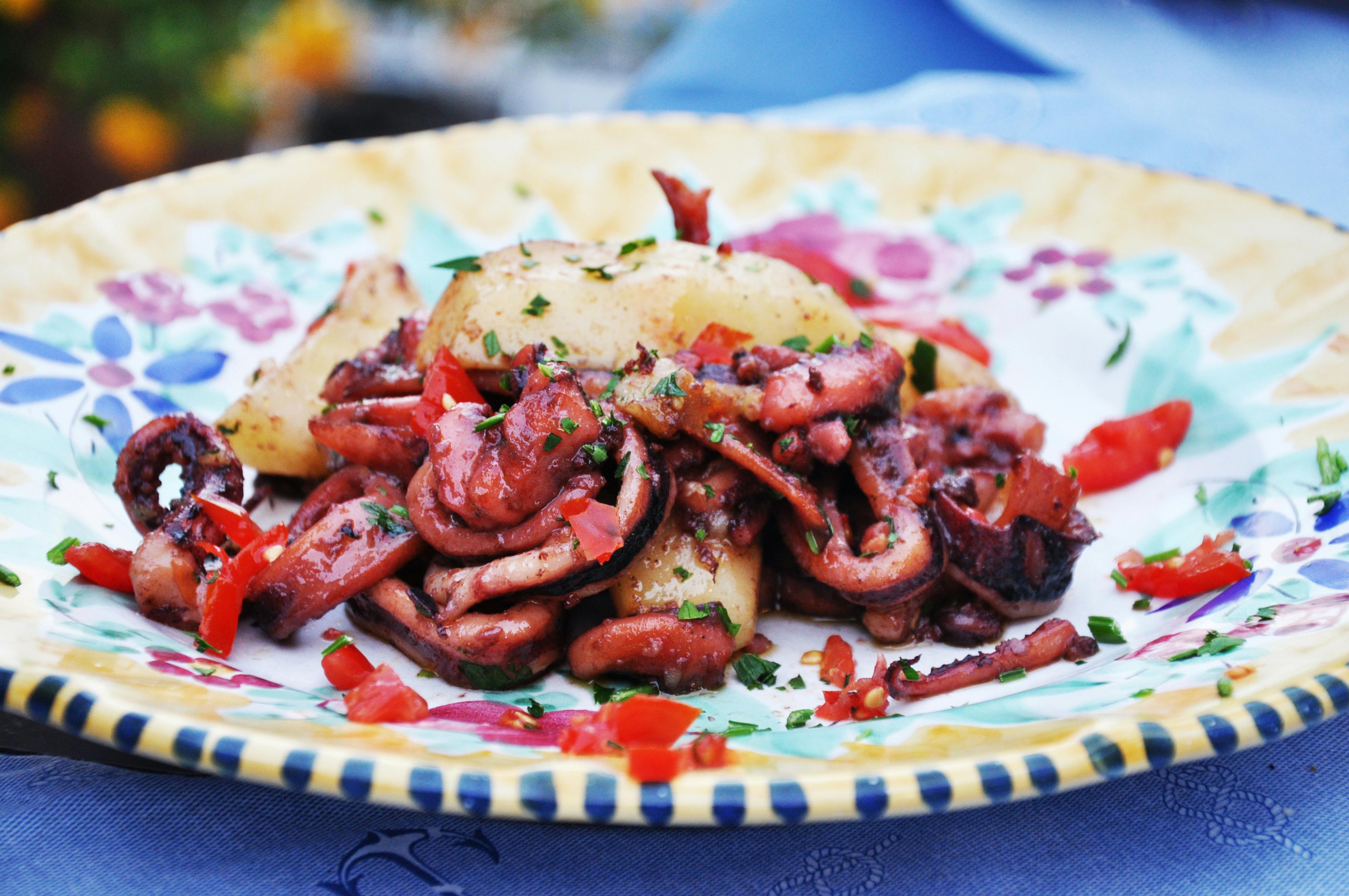 Clase de cocina y degustación en la casa de una Cesarina en Capri