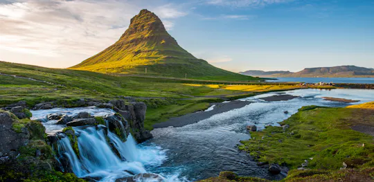 Small group tour to Snæfellsnes Peninsula, the hidden treasure of the West