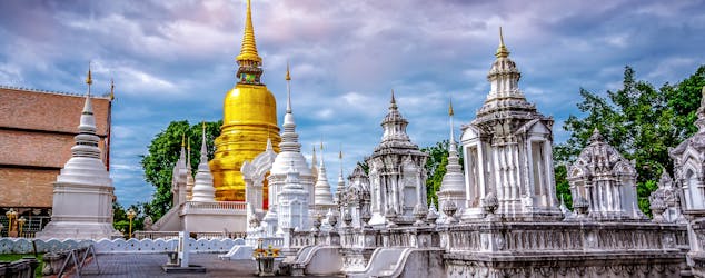 Tour della città di Chiang Mai, dei templi e della cena con trasporto aeroportuale di andata e ritorno