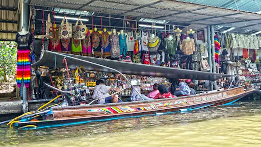 damnoen-saduak-floating-market-546267_1920.jpg