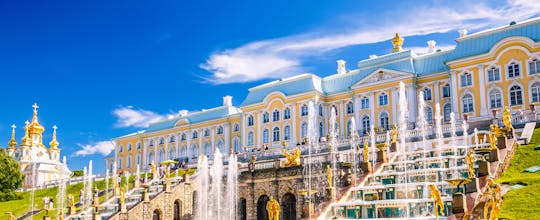 Peterhof Palace tour with private guide