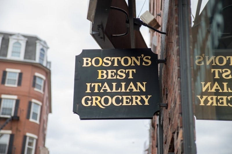 xm-c-fakepath-urban-adventures-usa_boston_best_italian_grocery..jpg