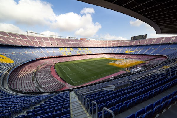Dzień i noc w Barcelonie z Camp Nou