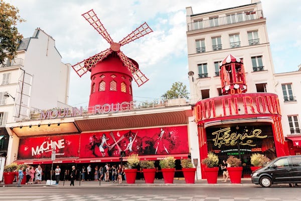 Kolacja w Wieży Eiffla, rejs i pokaz w Moulin Rouge